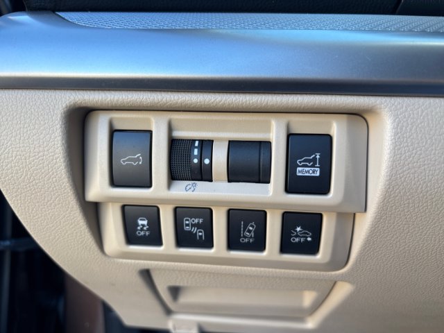 Used 2019 Subaru Outback 2.5i Premium AWD/4WD image 19