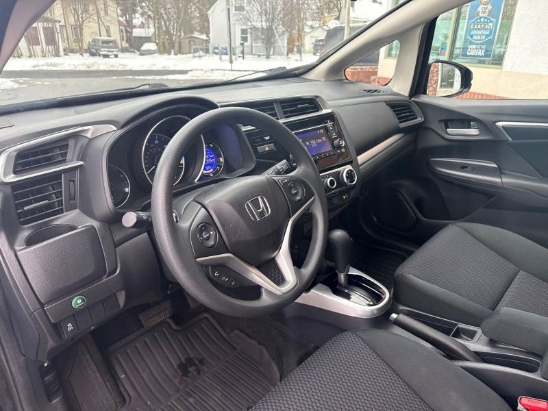 Used 2019 Honda Fit LX image 10