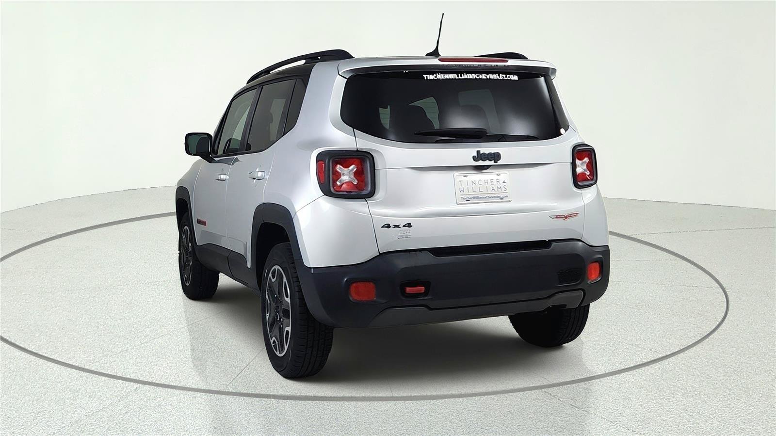 Used 2016 Jeep Renegade Trailhawk AWD/4WD image 5