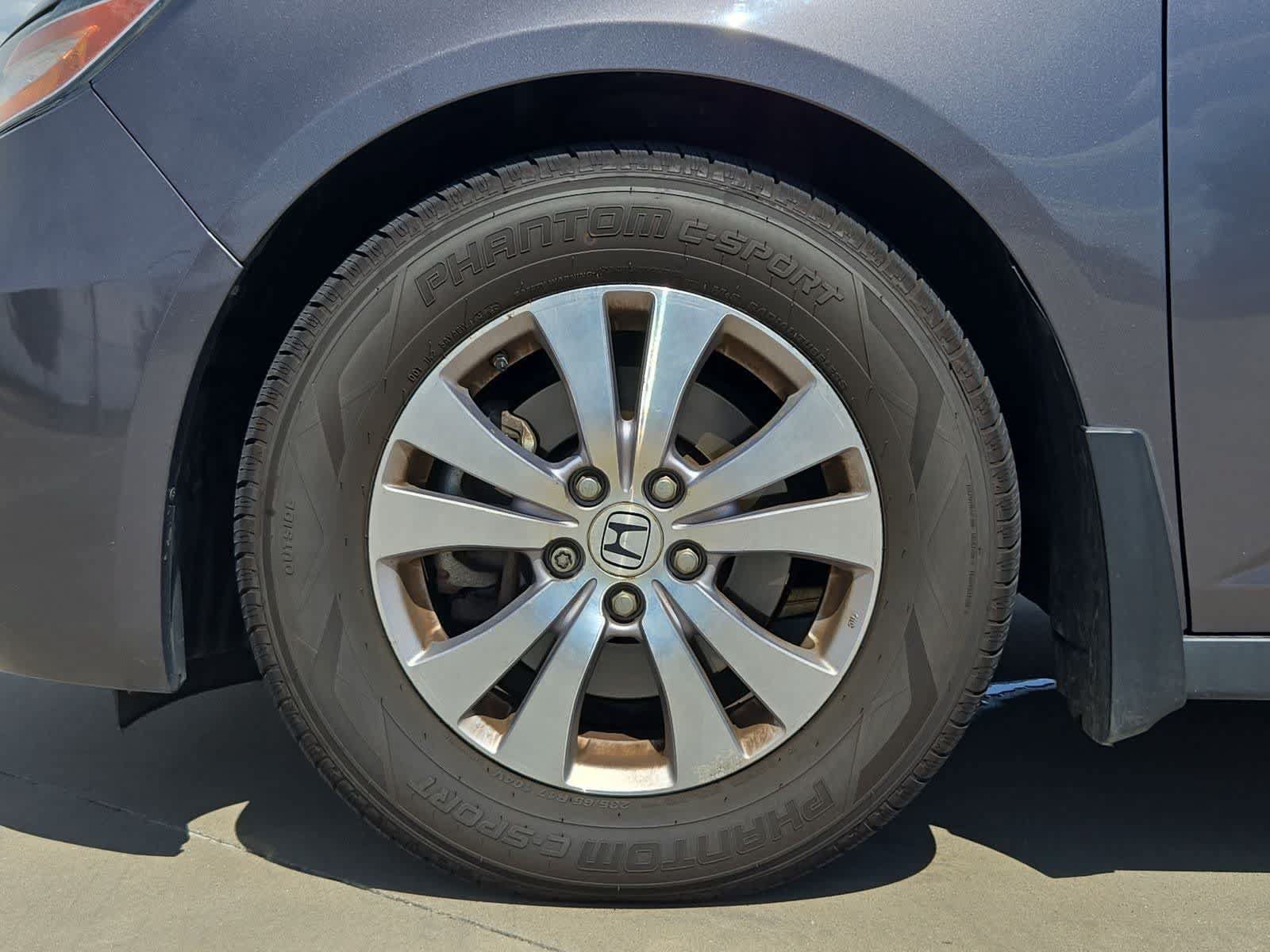 Used 2016 Honda Odyssey SE image 12