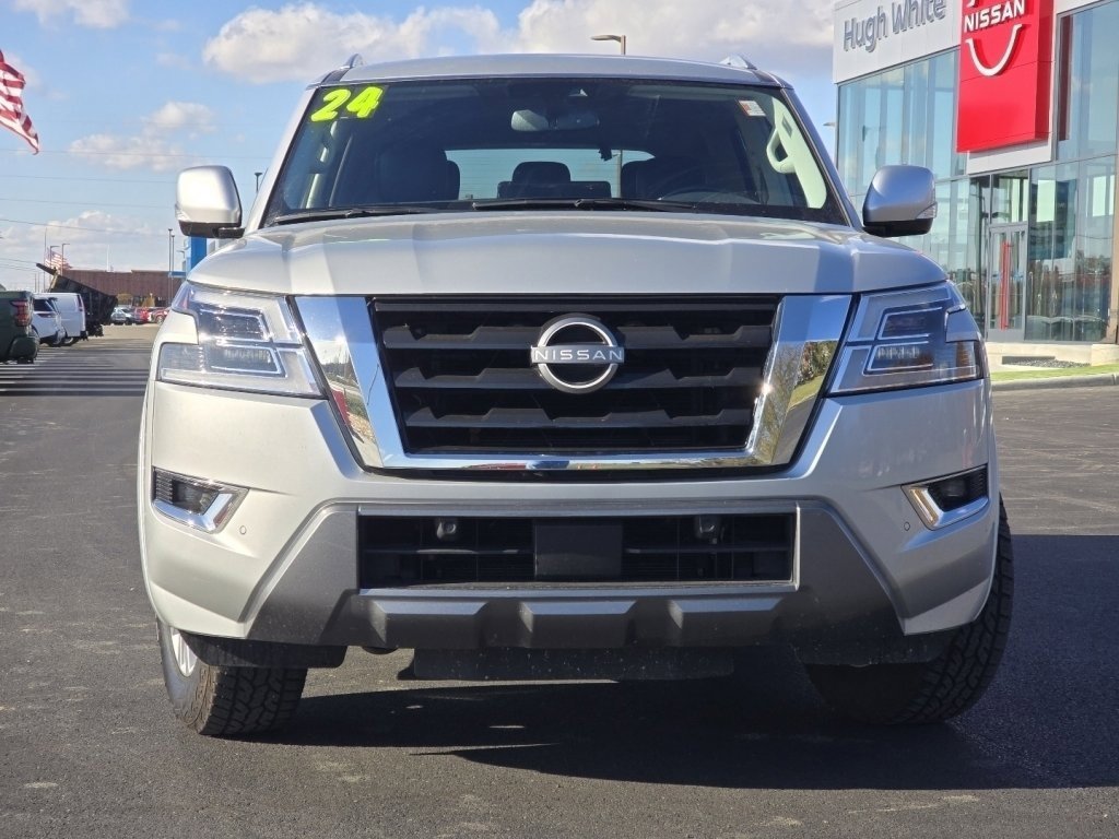 Used 2024 Nissan Armada SV image 10