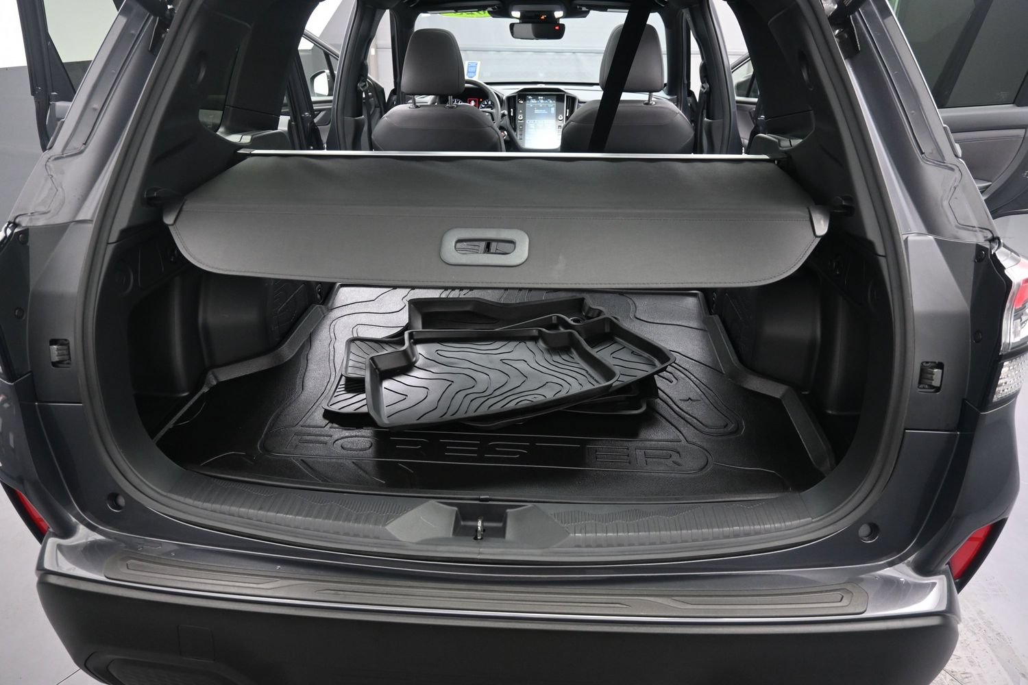 Certified 2025 Subaru Forester Premium AWD/4WD image 37