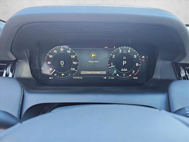 Used 2025 Land Rover Discovery Sport Dynamic SE image 22