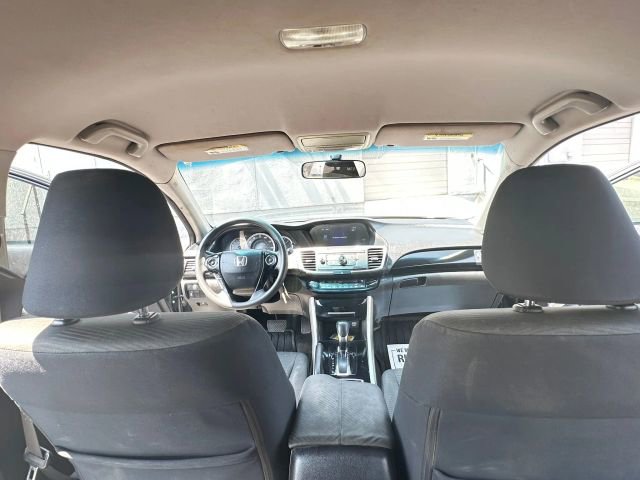 Used 2017 Honda Accord LX image 13