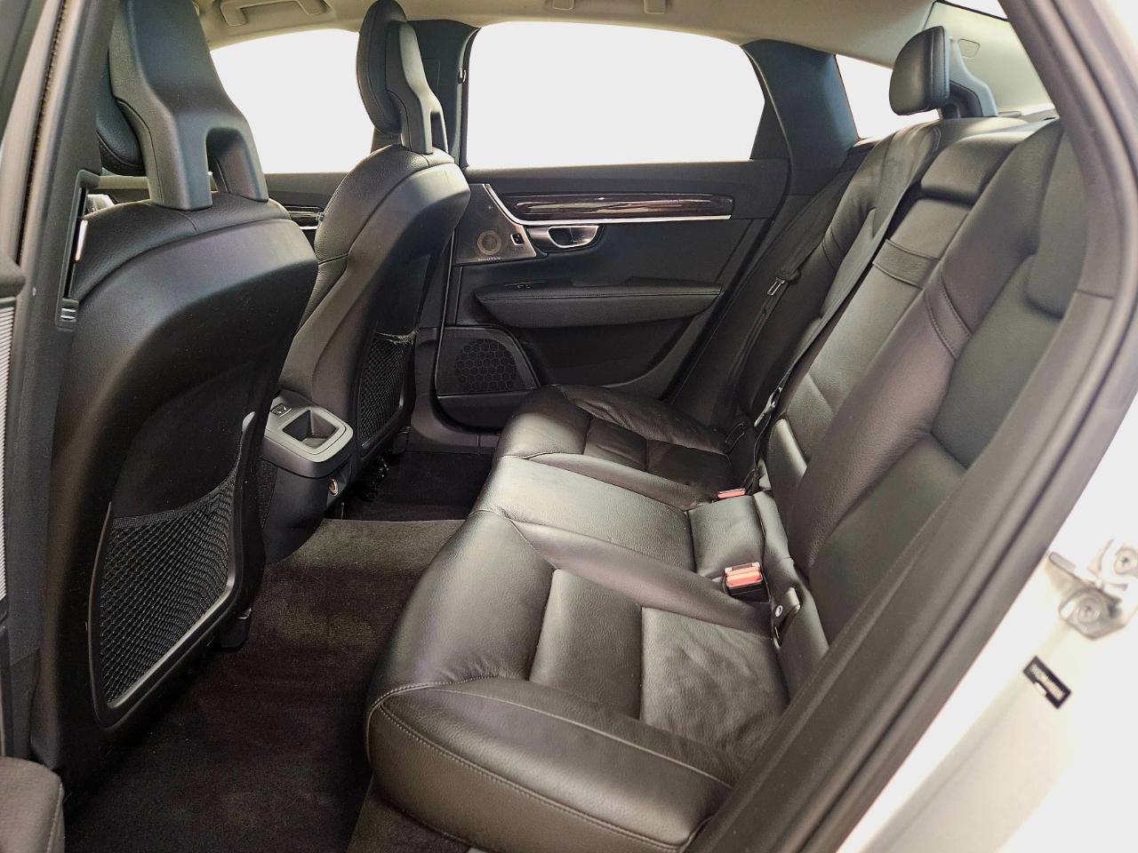 Used 2017 Volvo S90 T6 Momentum w/ Climate Package image 28