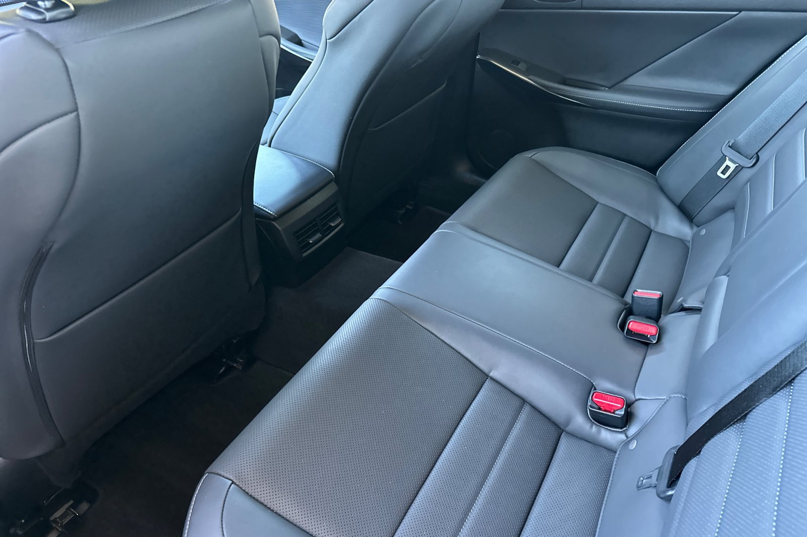 Certified 2024 Lexus IS 350 F Sport RWD image 12