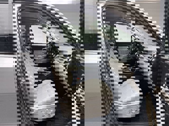 Used 2023 Kia Sorento SX Prestige w/ Panoramic Sunroof Package image 18