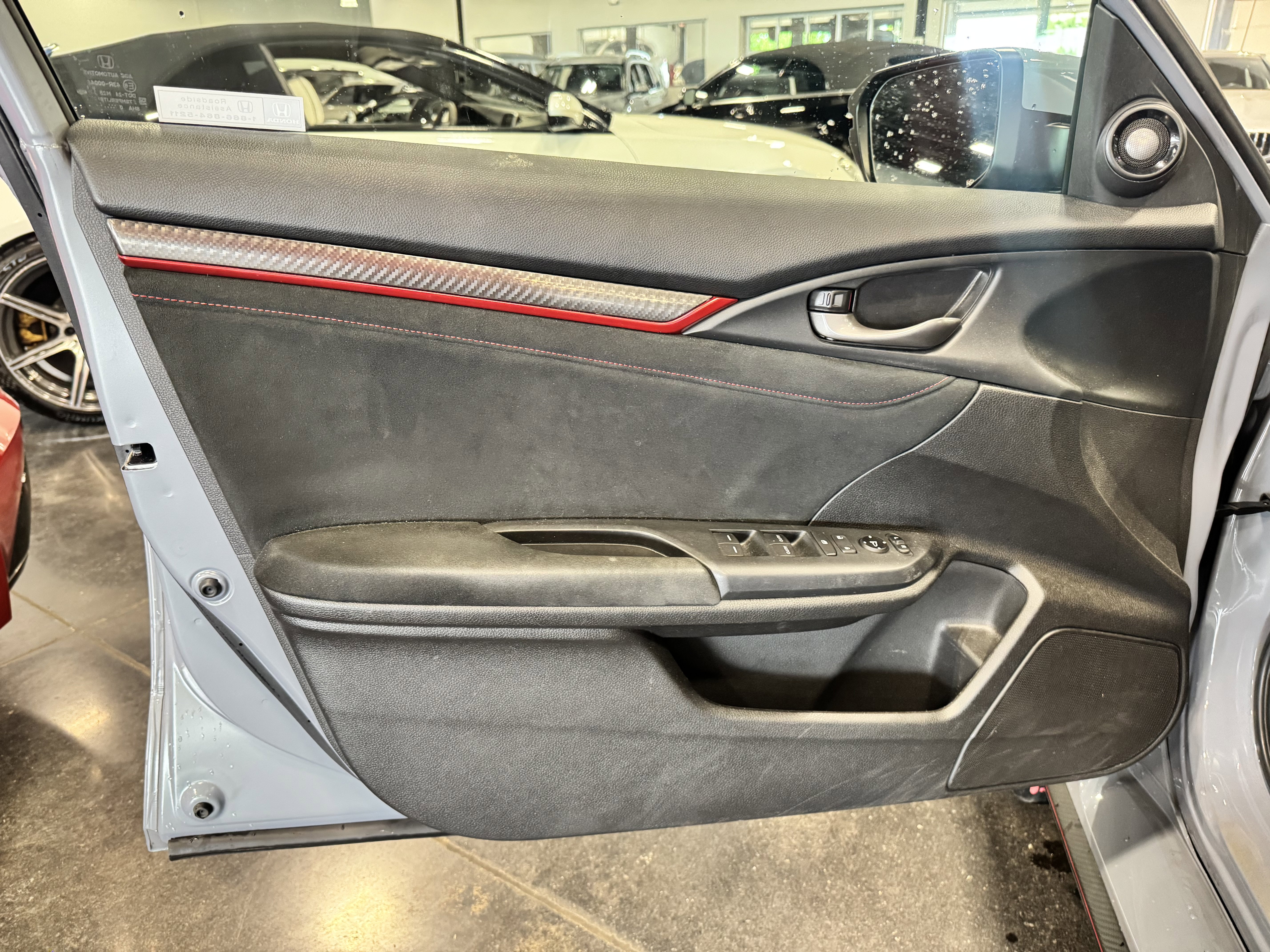 Used 2021 Honda Civic Type R image 12