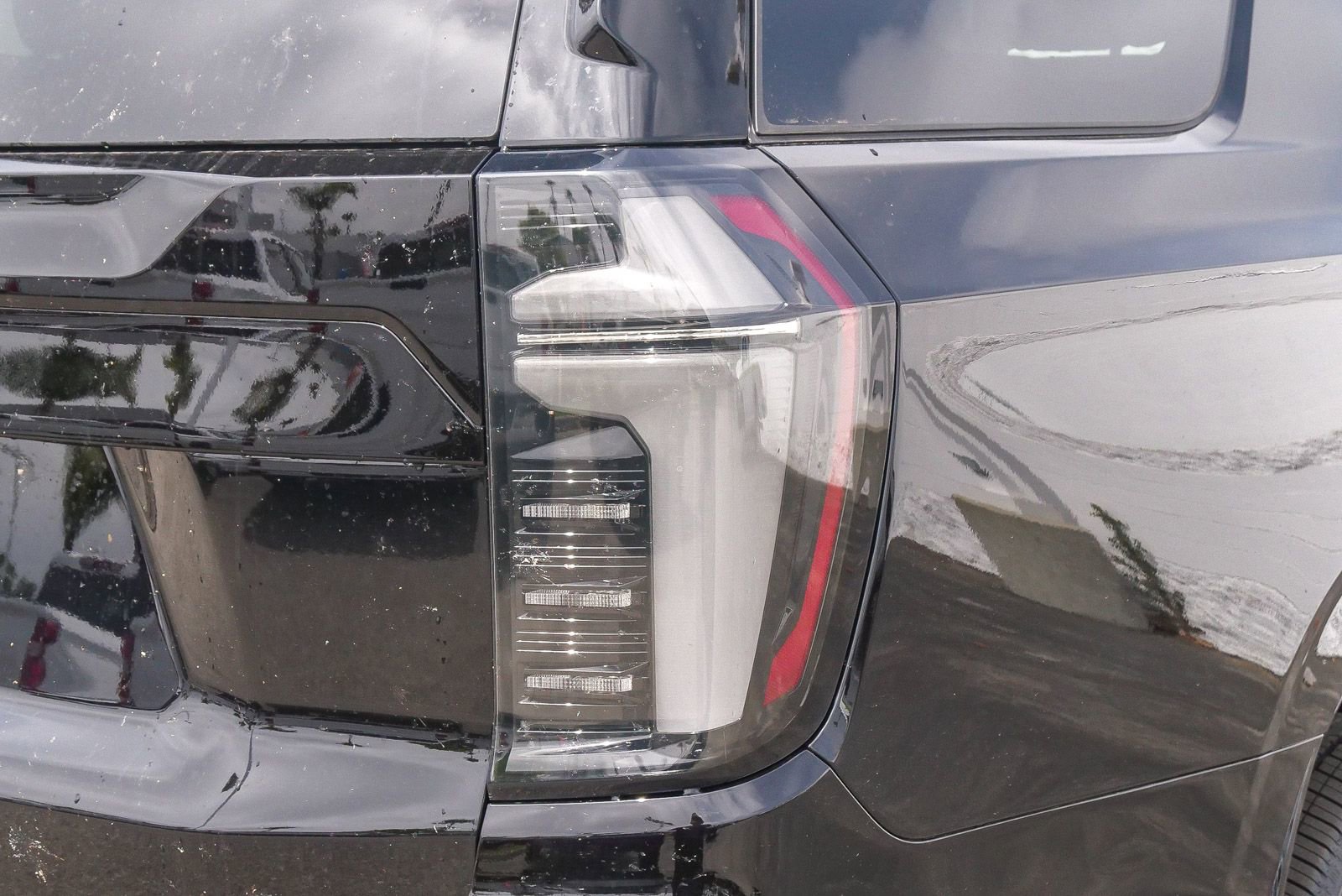 New 2026 Chevrolet Tahoe High Country w/ Sun And Tow Package AWD/4WD image 10