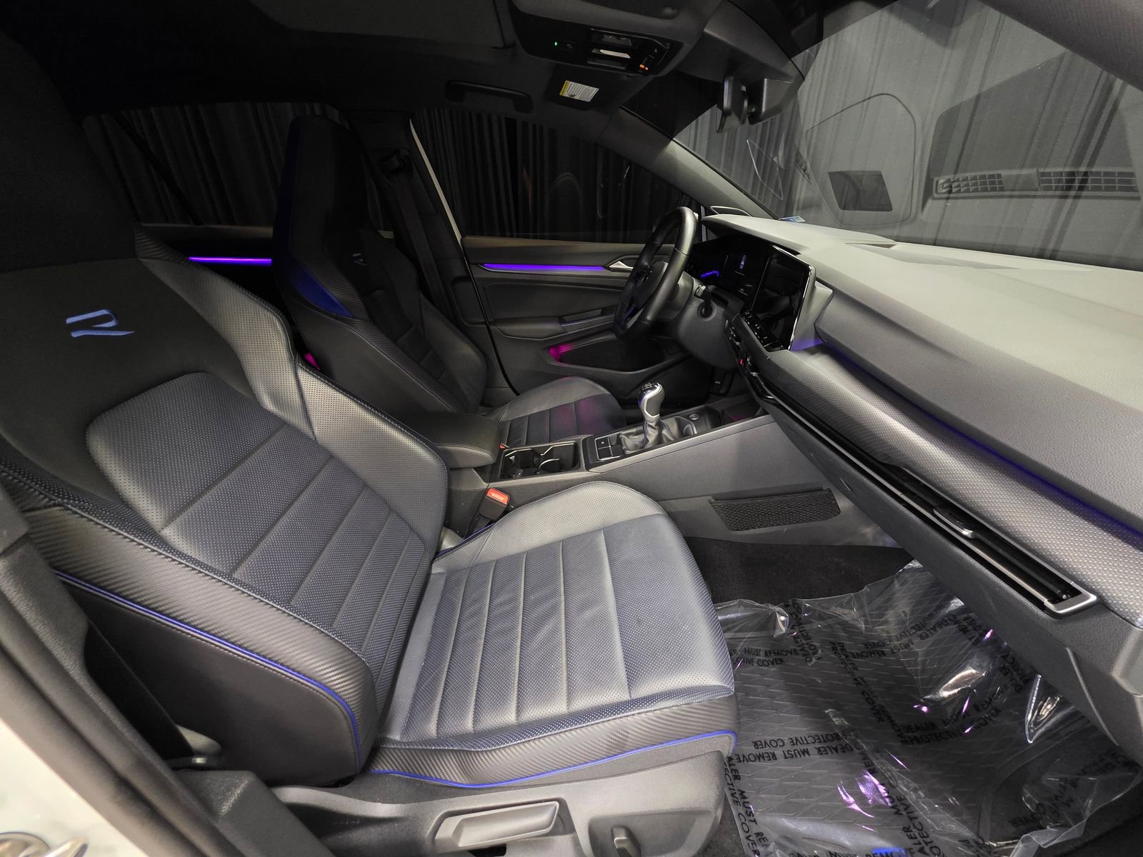 Used 2022 Volkswagen Golf R image 31