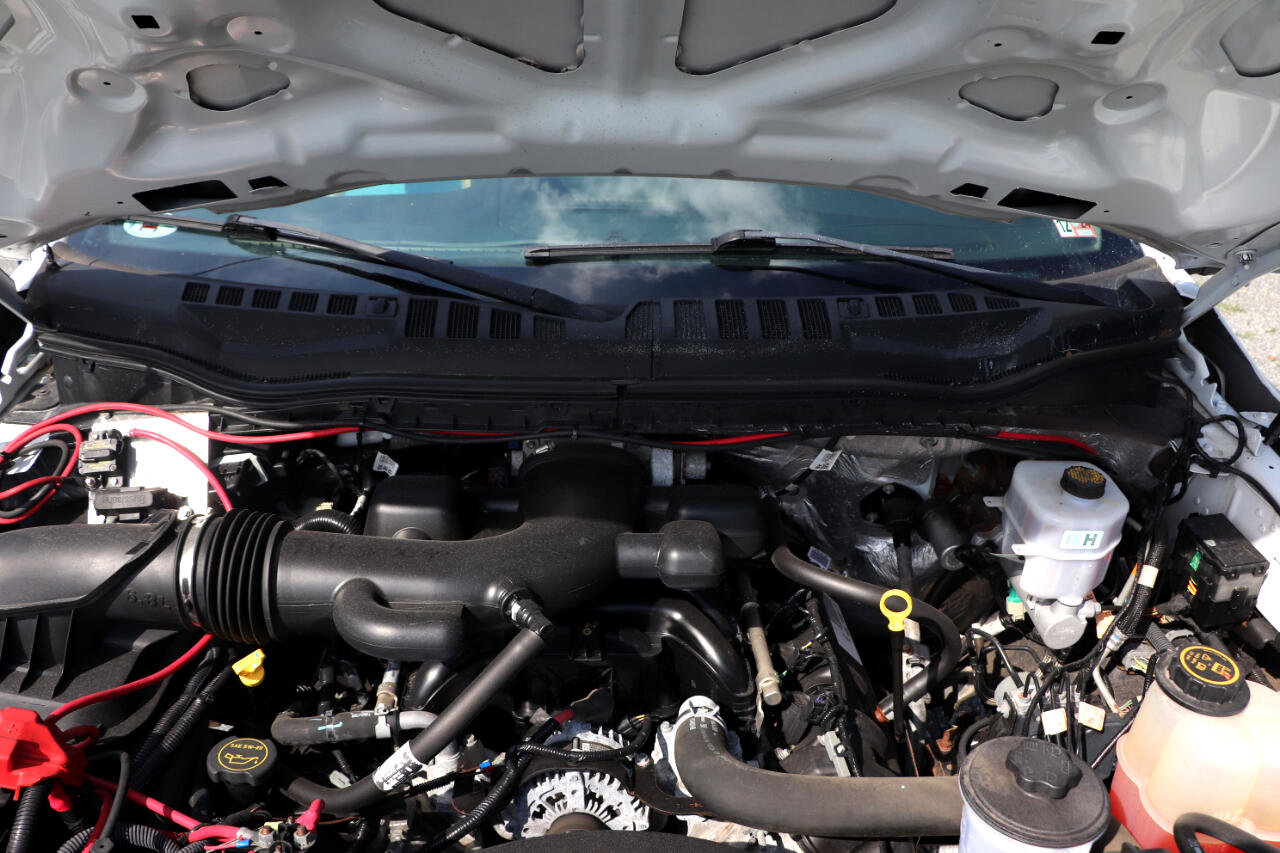 Used 2018 Ford F550 4x4 SuperCab Super Duty image 26