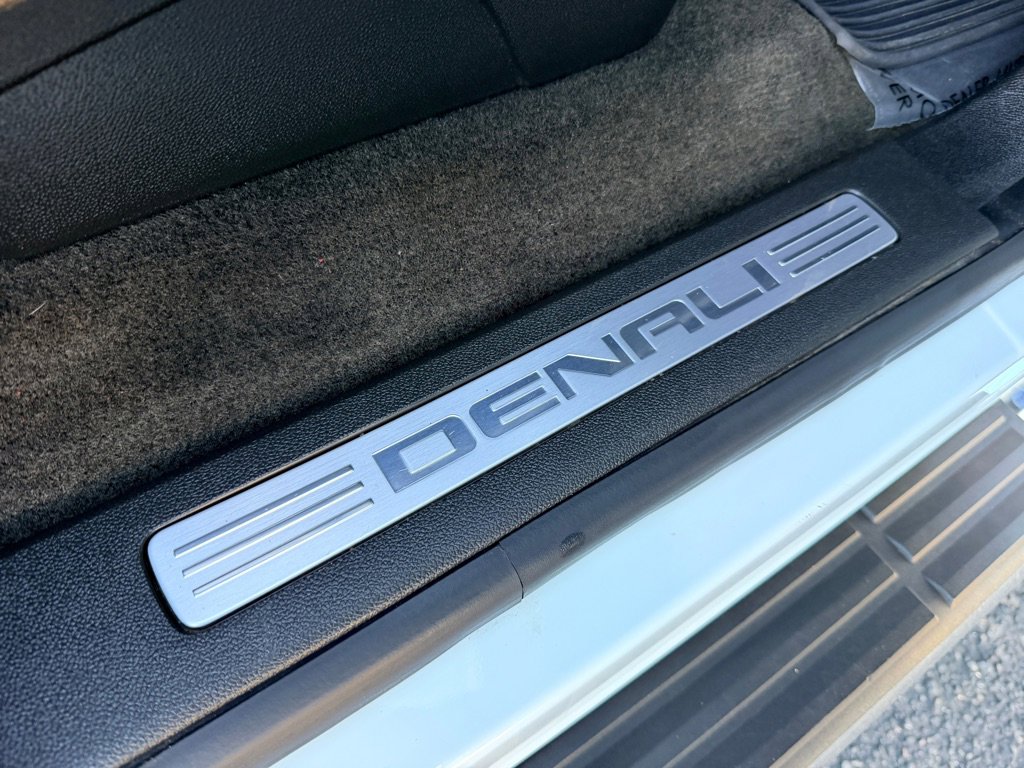 Used 2013 GMC Sierra 3500 Denali image 21