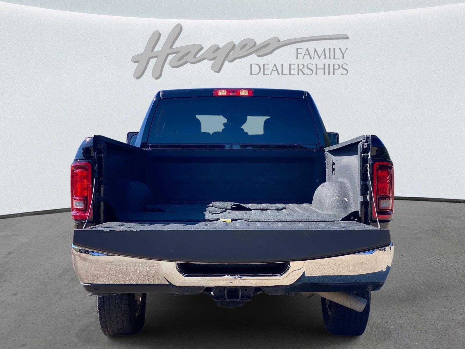 Used 2026 RAM 2500 Big Horn AWD/4WD image 7