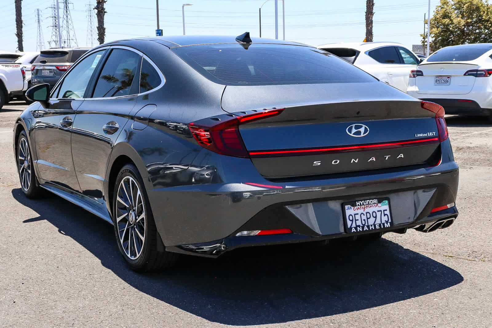 Used 2023 Hyundai Sonata Limited FWD image 9
