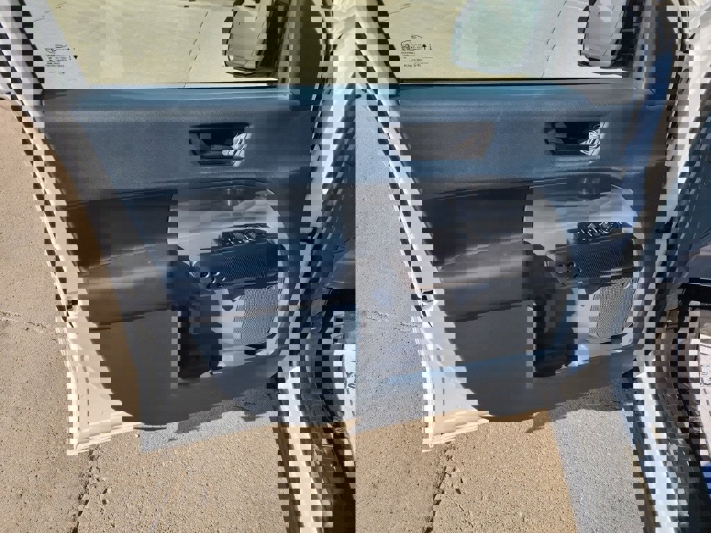 New 2025 Ford Maverick XLT w/ XLT Luxury Package image 9