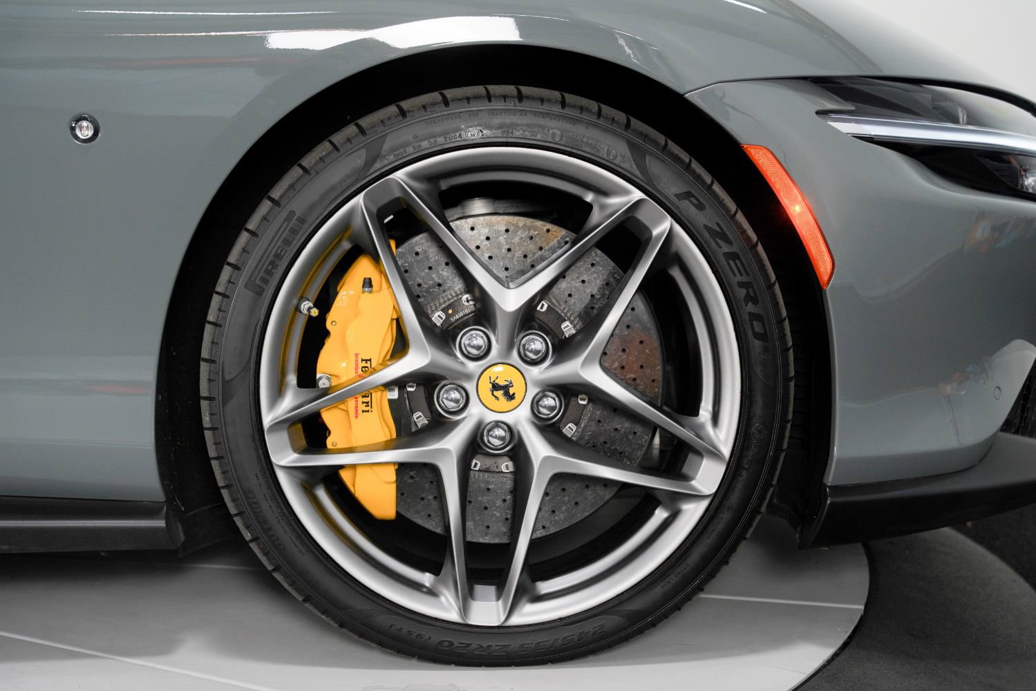 Used 2022 Ferrari Roma image 25