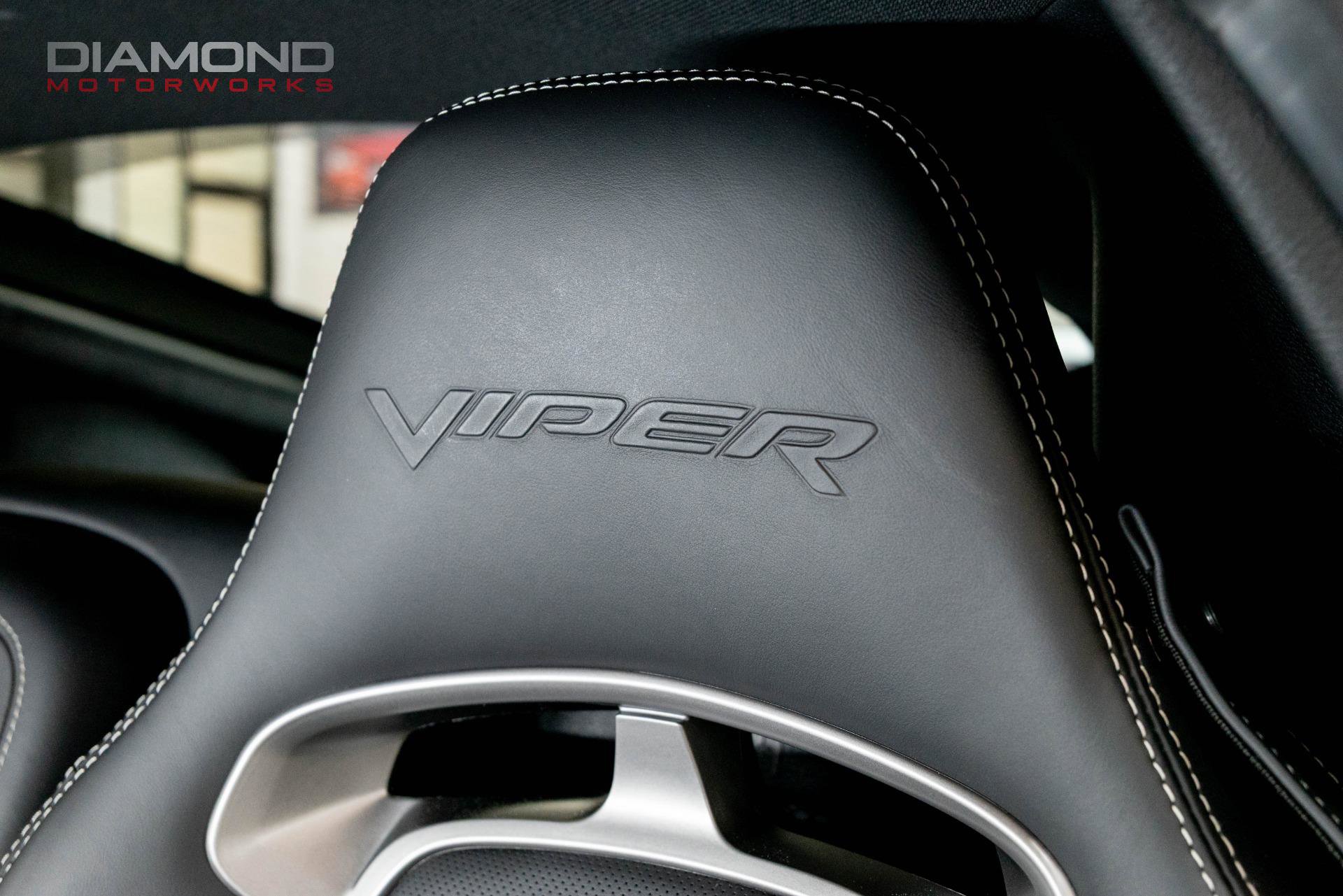 Used 2014 SRT Viper GTS RWD image 19