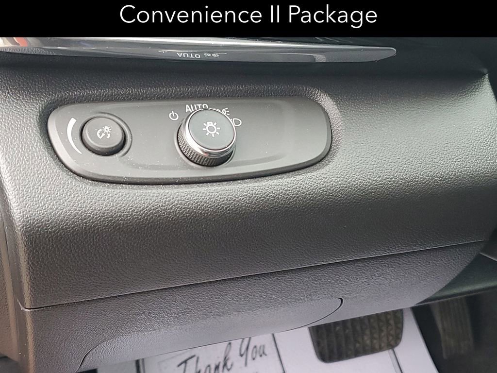 Used 2024 Buick Envista Sport Touring w/ Convenience II Package FWD image 8