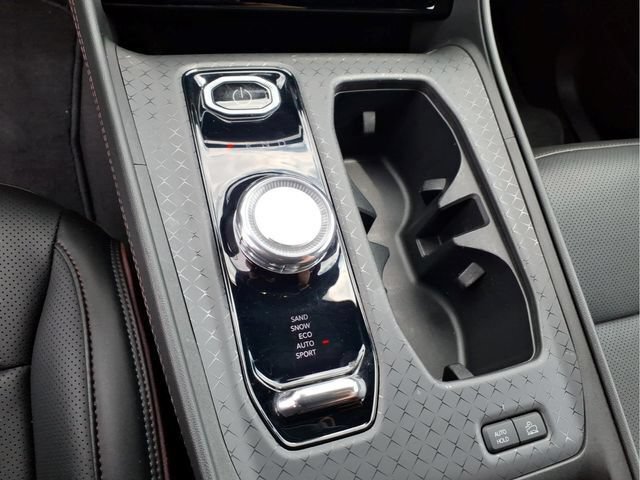 Used 2024 Jeep Wagoneer Launch Edition AWD/4WD image 28