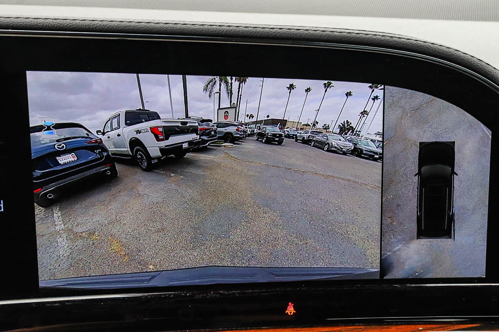 Used 2023 Cadillac Escalade Premium Luxury AWD/4WD image 36