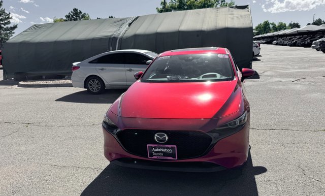 Used 2022 MAZDA MAZDA3 s FWD image 2