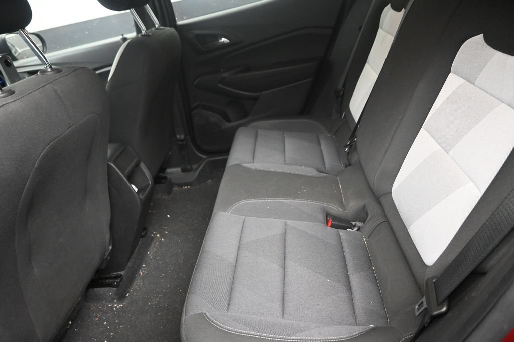 Used 2024 Chevrolet Trax LS FWD image 14