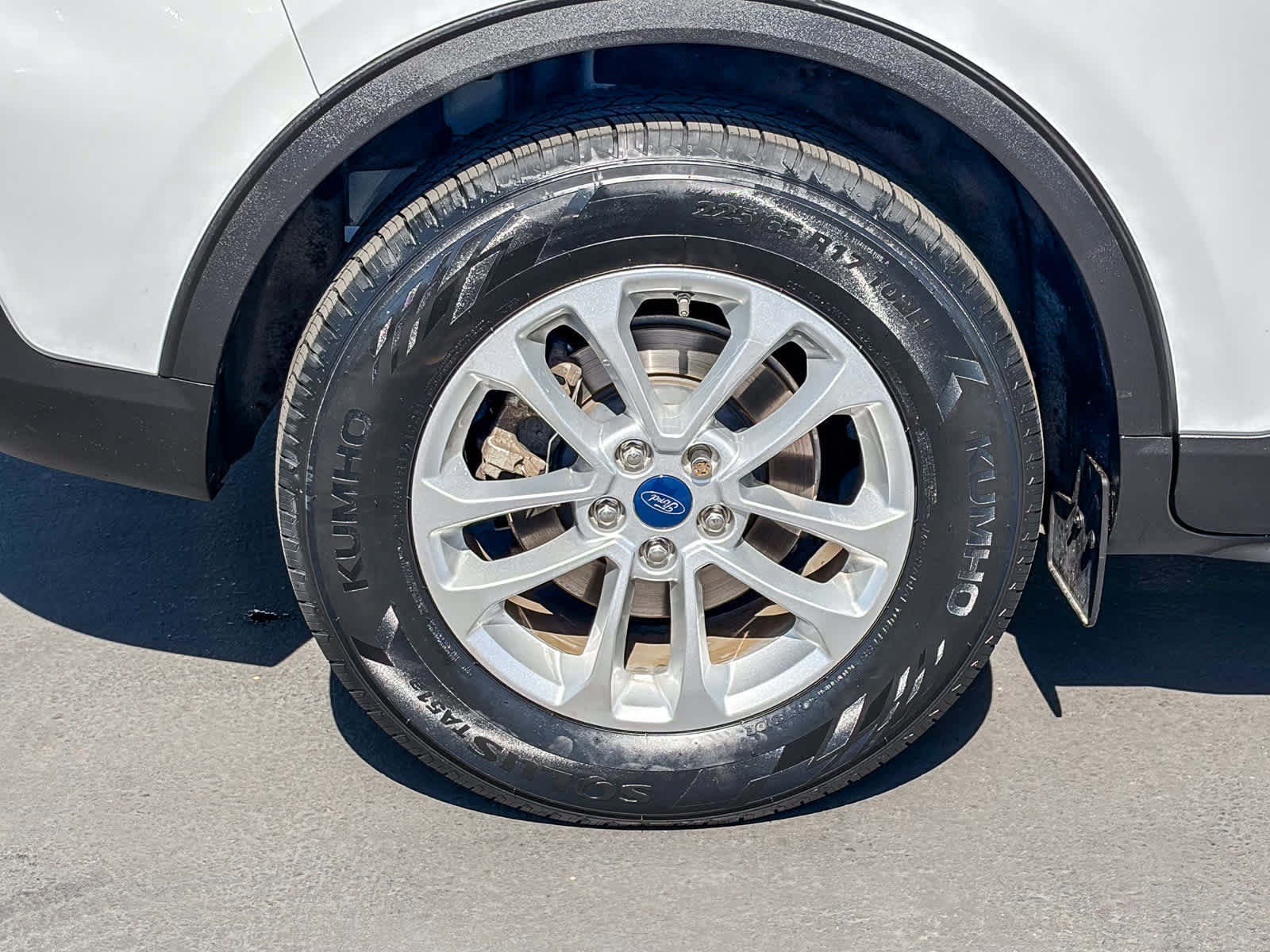 Used 2020 Ford Escape SE image 10