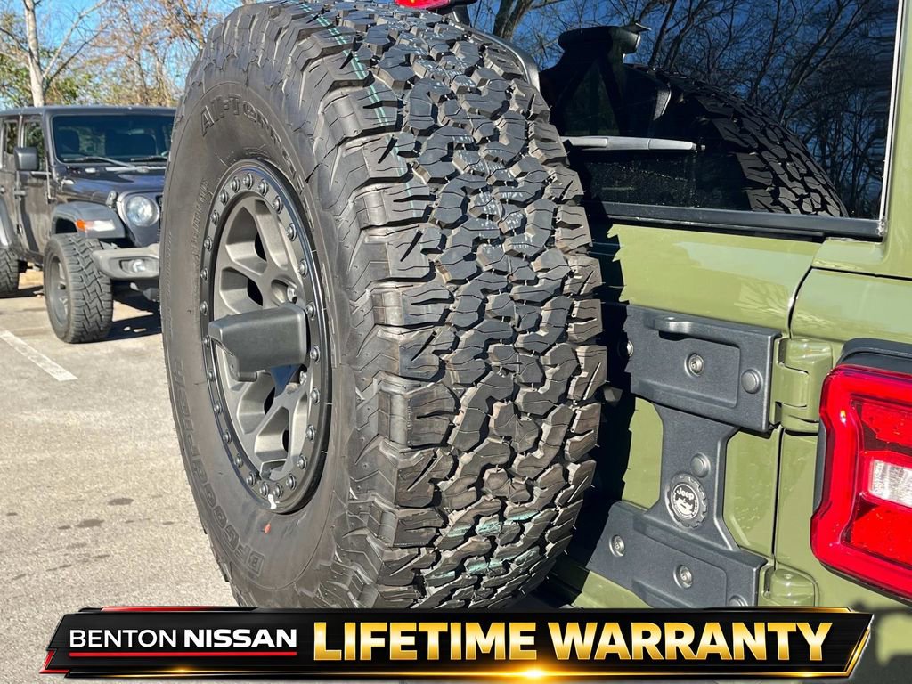 Used 2023 Jeep Wrangler Unlimited Rubicon 392 w/ Xtreme Recon 35" Tire Package image 10