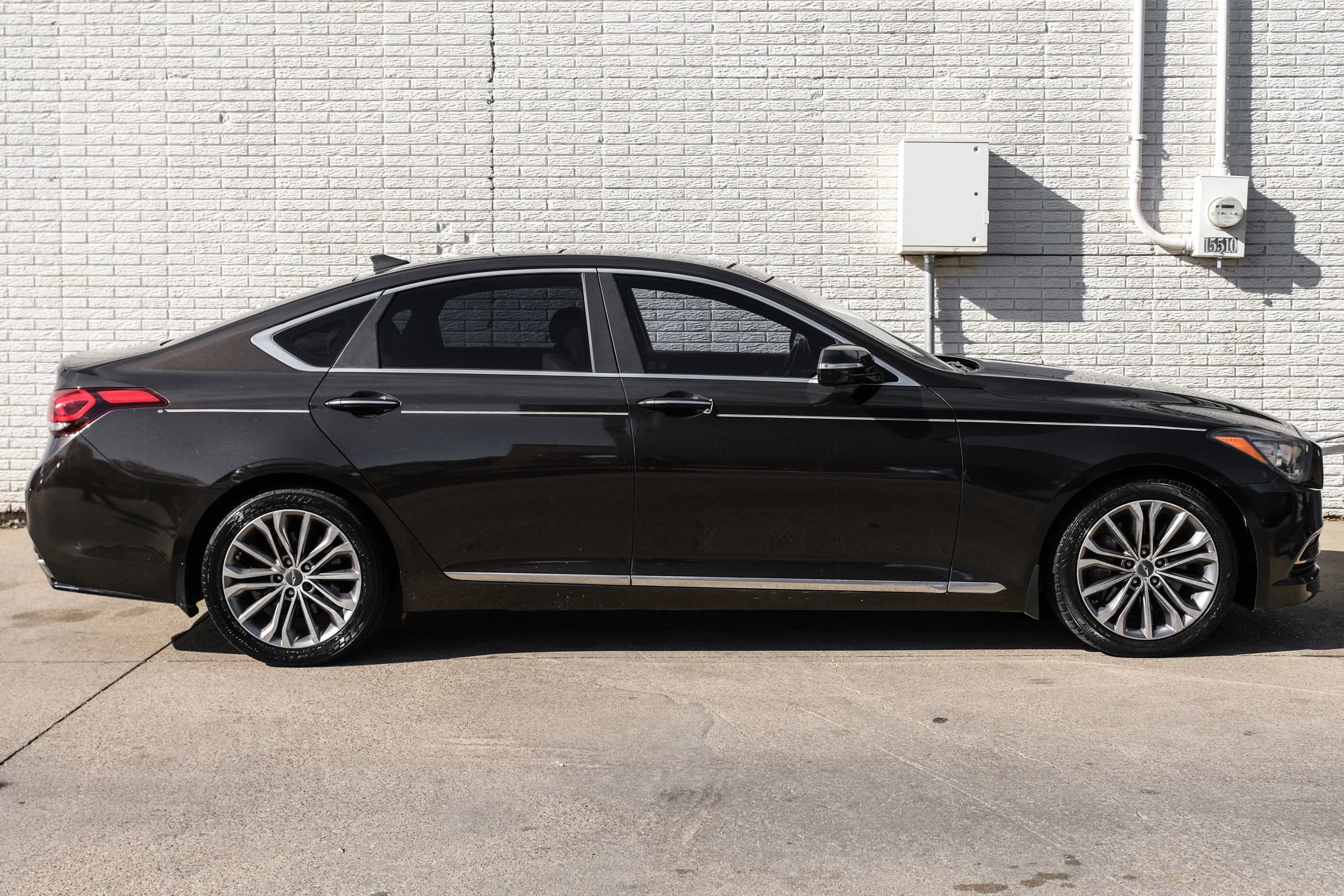 Used 2015 Hyundai Genesis 3.8 w/ Option Group 02 image 7