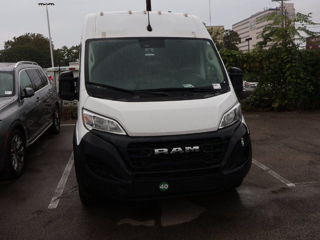 Used 2025 RAM ProMaster 2500 w/ Convenience Group FWD image 6