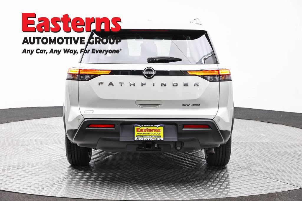 Used 2023 Nissan Pathfinder SV w/ SV Premium Package AWD/4WD image 6