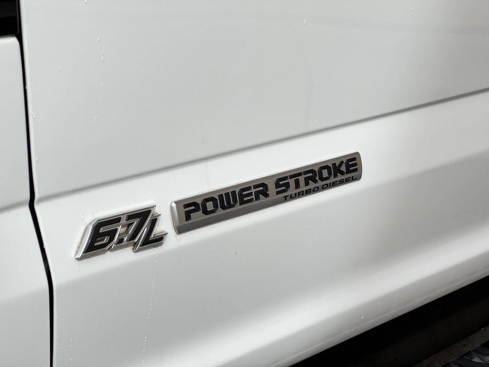 Used 2020 Ford F250 Lariat w/ Lariat Value Package AWD/4WD image 9