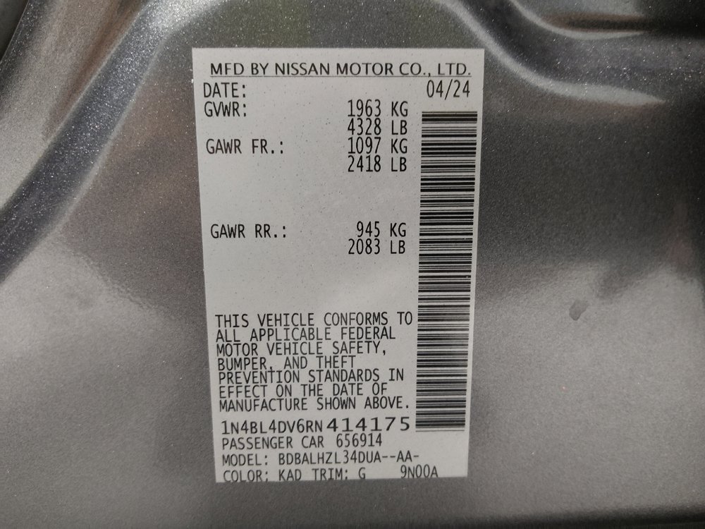 Used 2024 Nissan Altima 2.5 SV FWD image 33