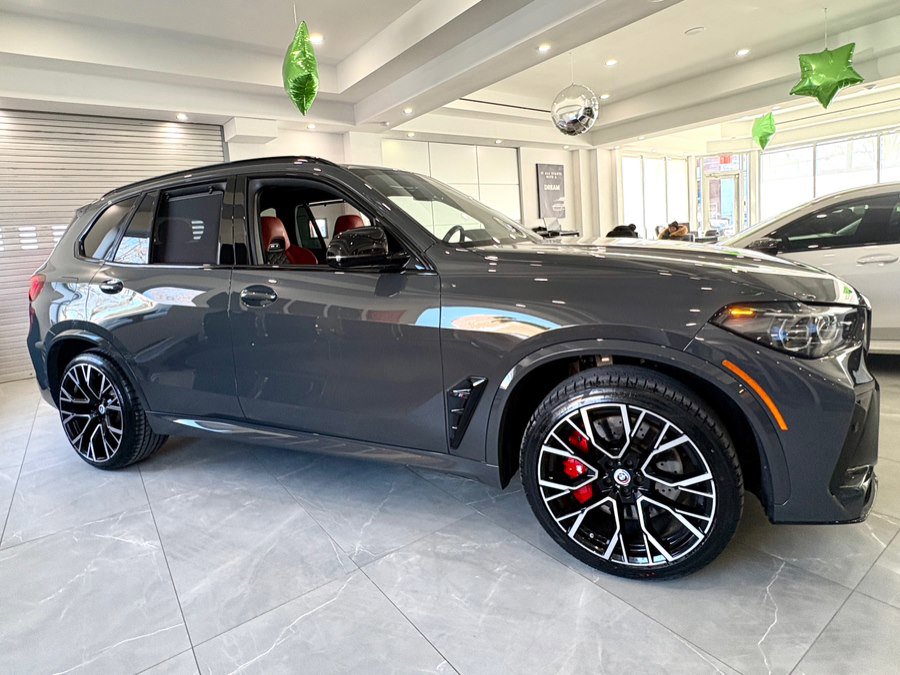 Used 2023 BMW X5 M w/ Competition Package image 8