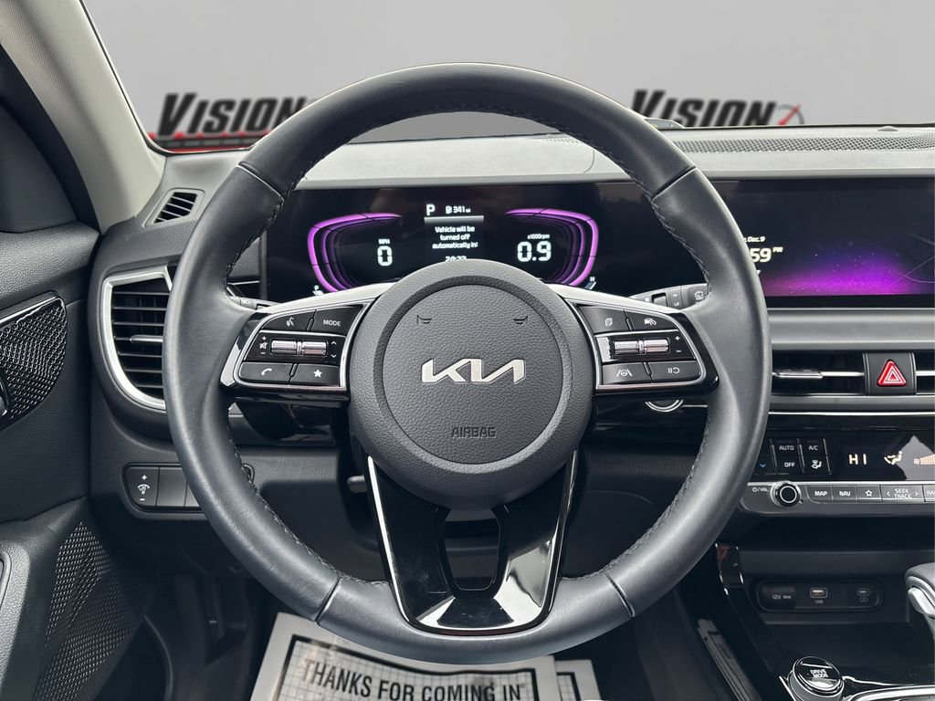 Certified 2025 Kia Seltos S image 22