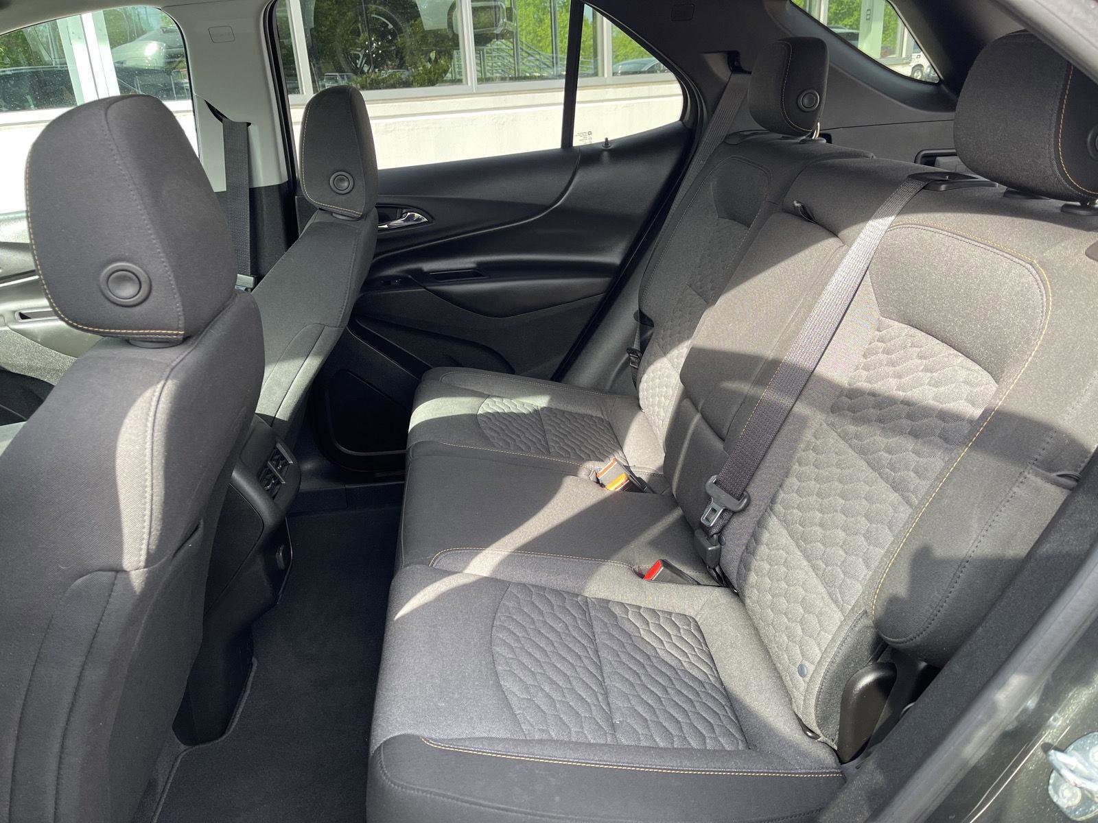 Used 2018 Chevrolet Equinox LT AWD/4WD image 35