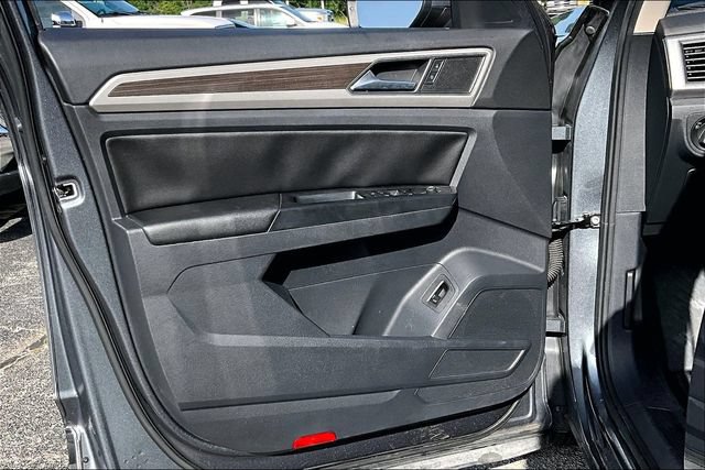 Used 2019 Volkswagen Atlas SE w/ Panoramic Sunroof Package FWD image 20