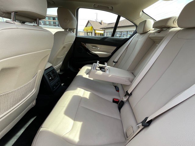 Used 2015 BMW 328i xDrive Sedan image 30