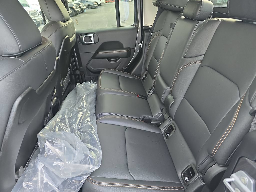 New 2026 Jeep Gladiator Sport AWD/4WD image 24