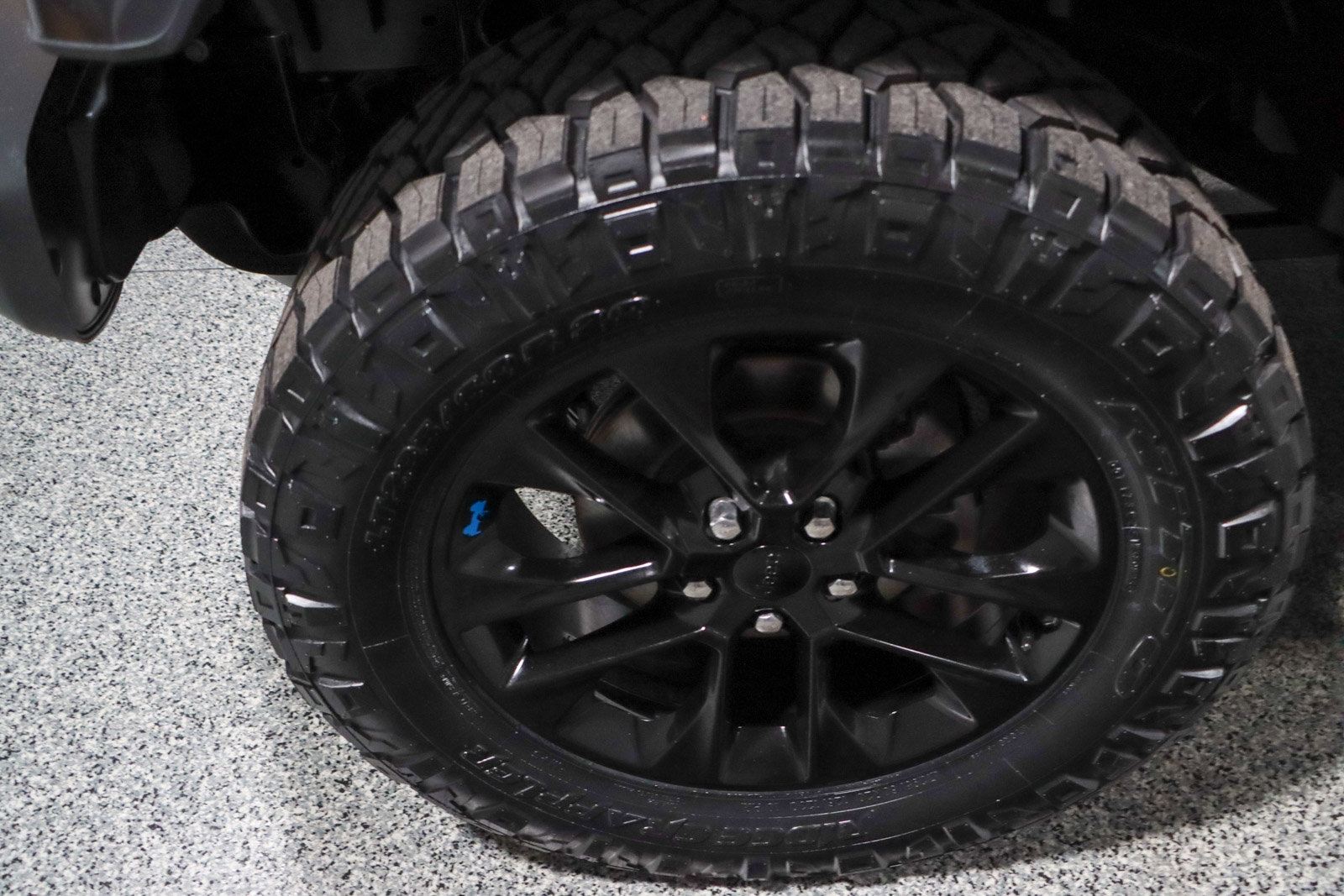 Used 2023 Jeep Wrangler Unlimited Sahara w/ Cold Weather Group AWD/4WD image 12
