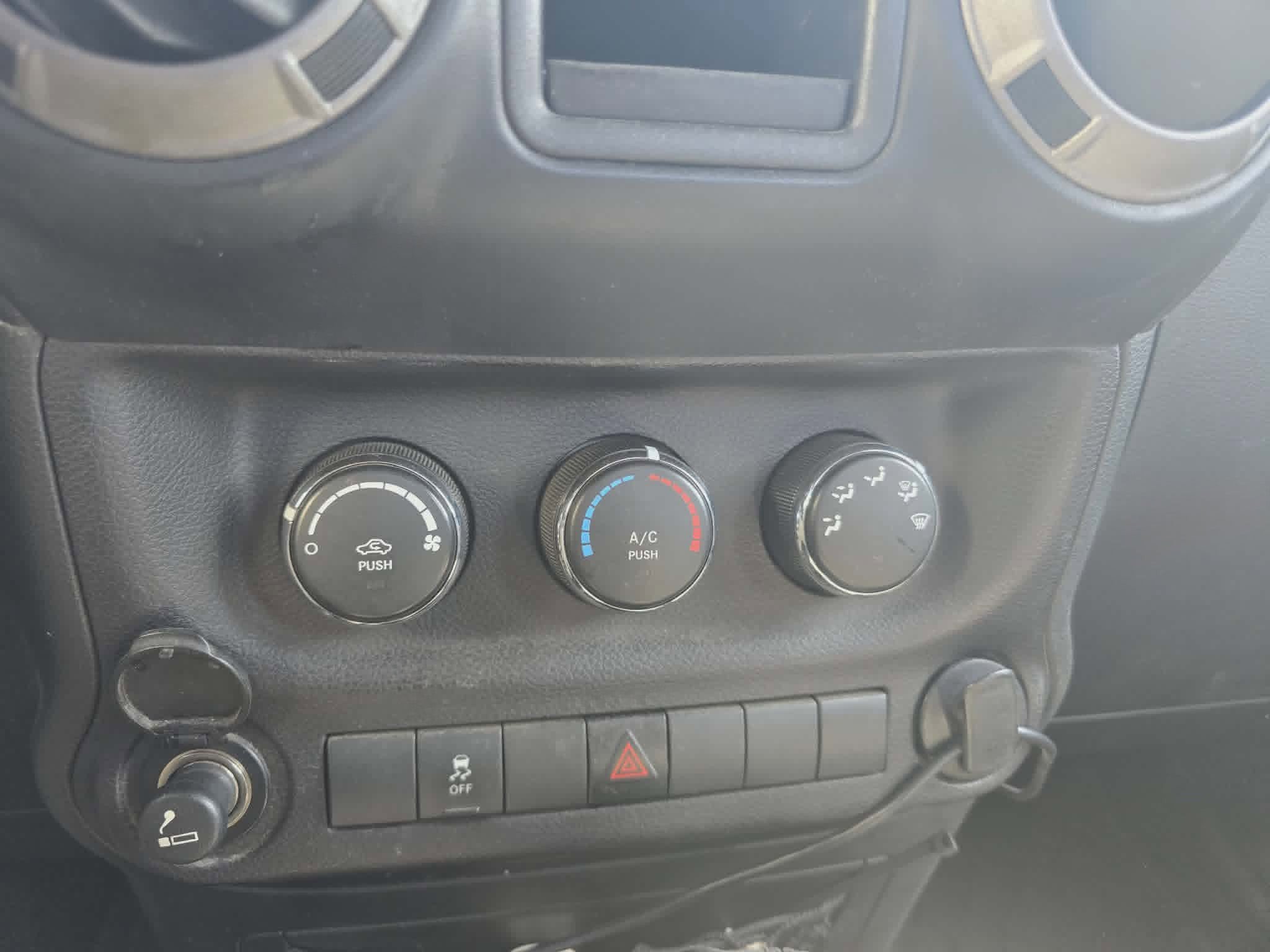 Used 2015 Jeep Wrangler Sport AWD/4WD image 22