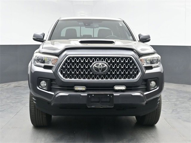Used 2019 Toyota Tacoma TRD Sport image 3