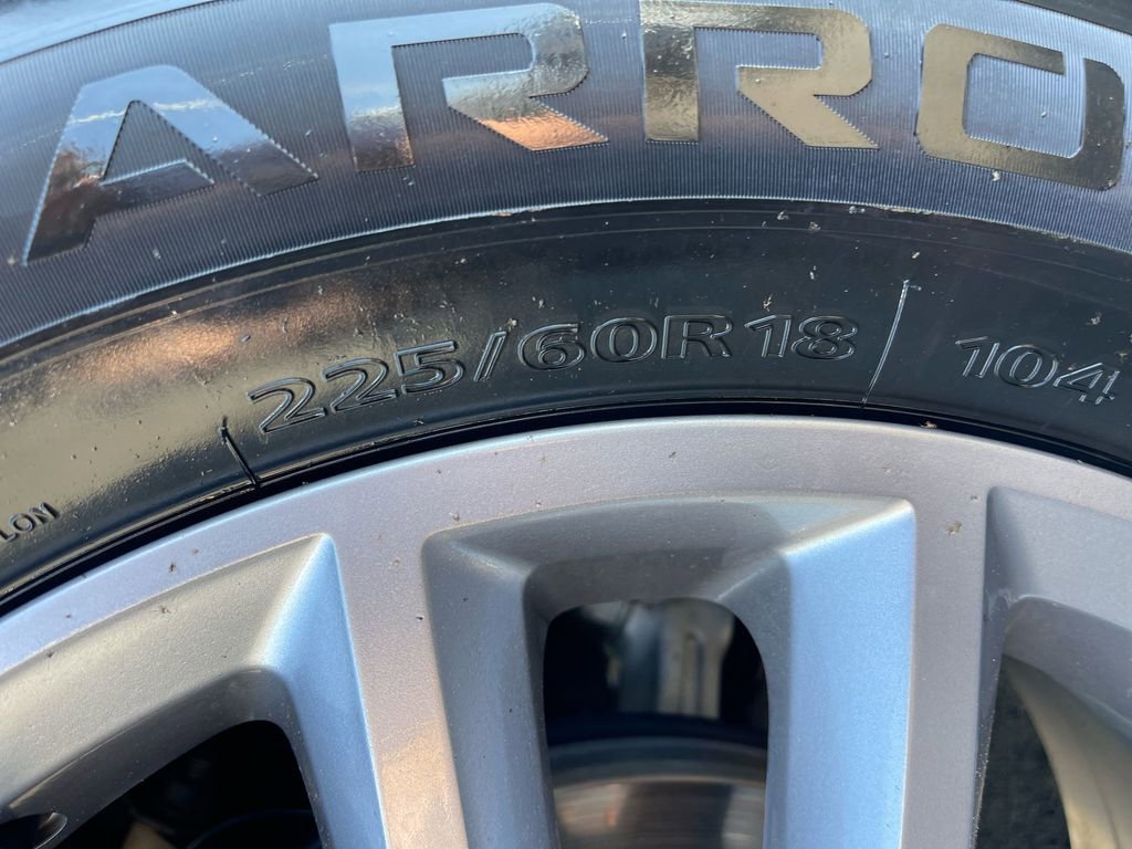 Used 2022 GMC Terrain SLT w/ Infotainment Package II image 36