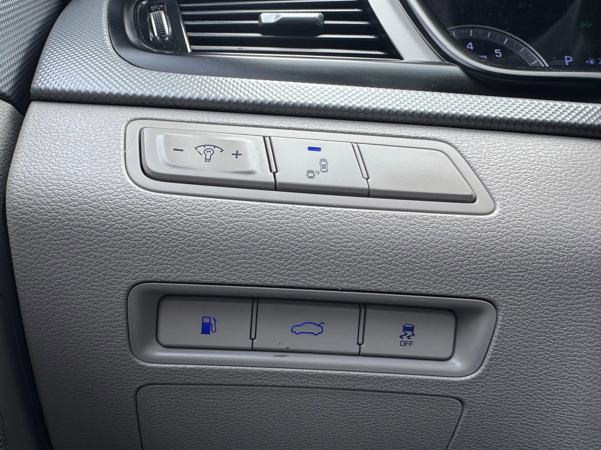 Used 2018 Hyundai Sonata SE image 19