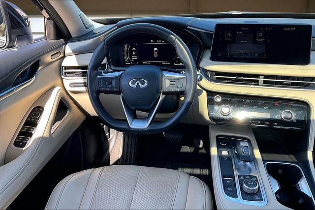 Certified 2023 INFINITI QX60 Luxe w/ Performance Audio Package image 5