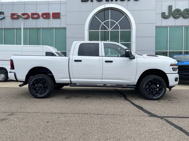 New 2026 RAM 2500 Tradesman AWD/4WD image 4
