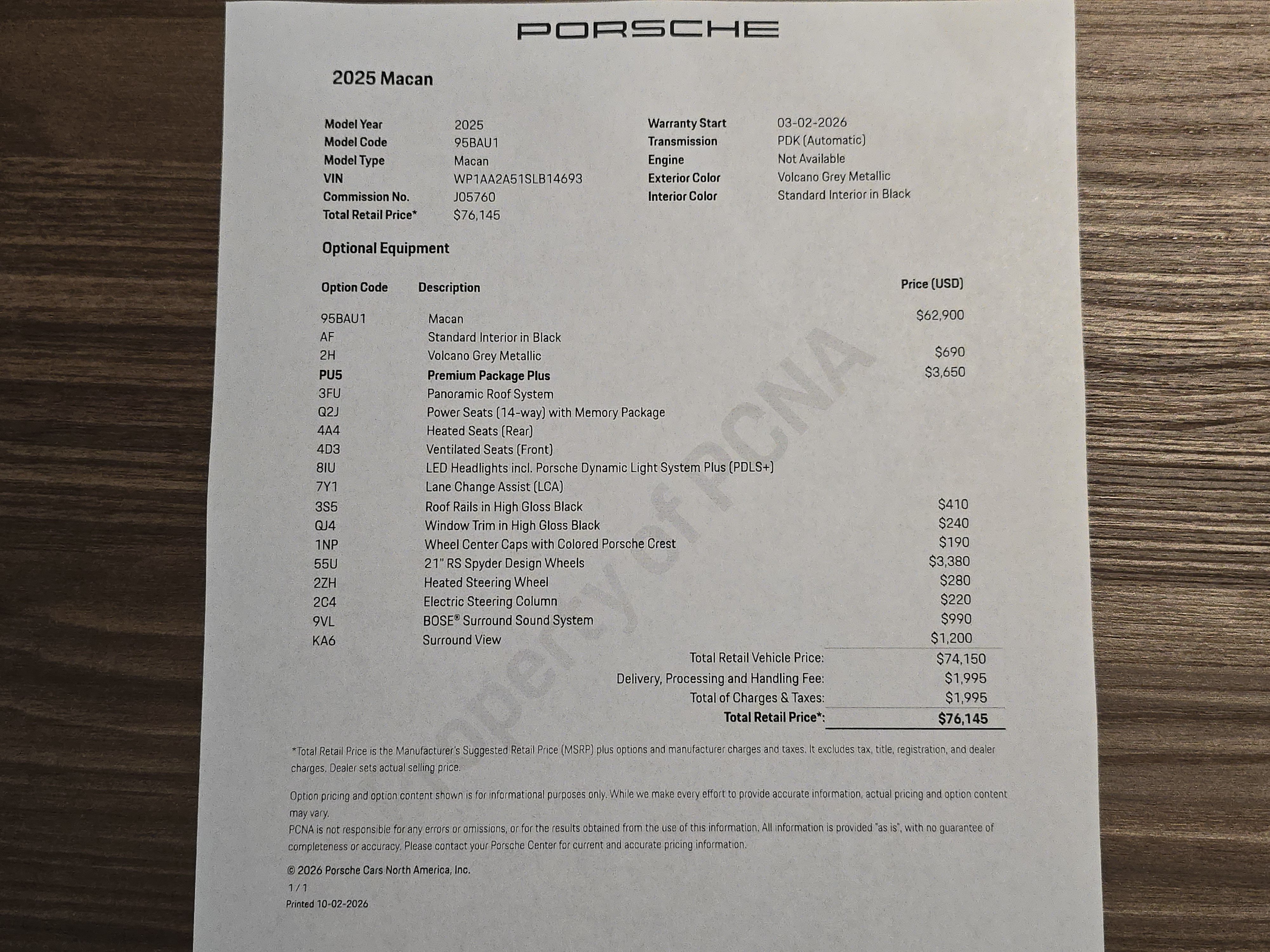 Certified 2025 Porsche Macan AWD/4WD image 30
