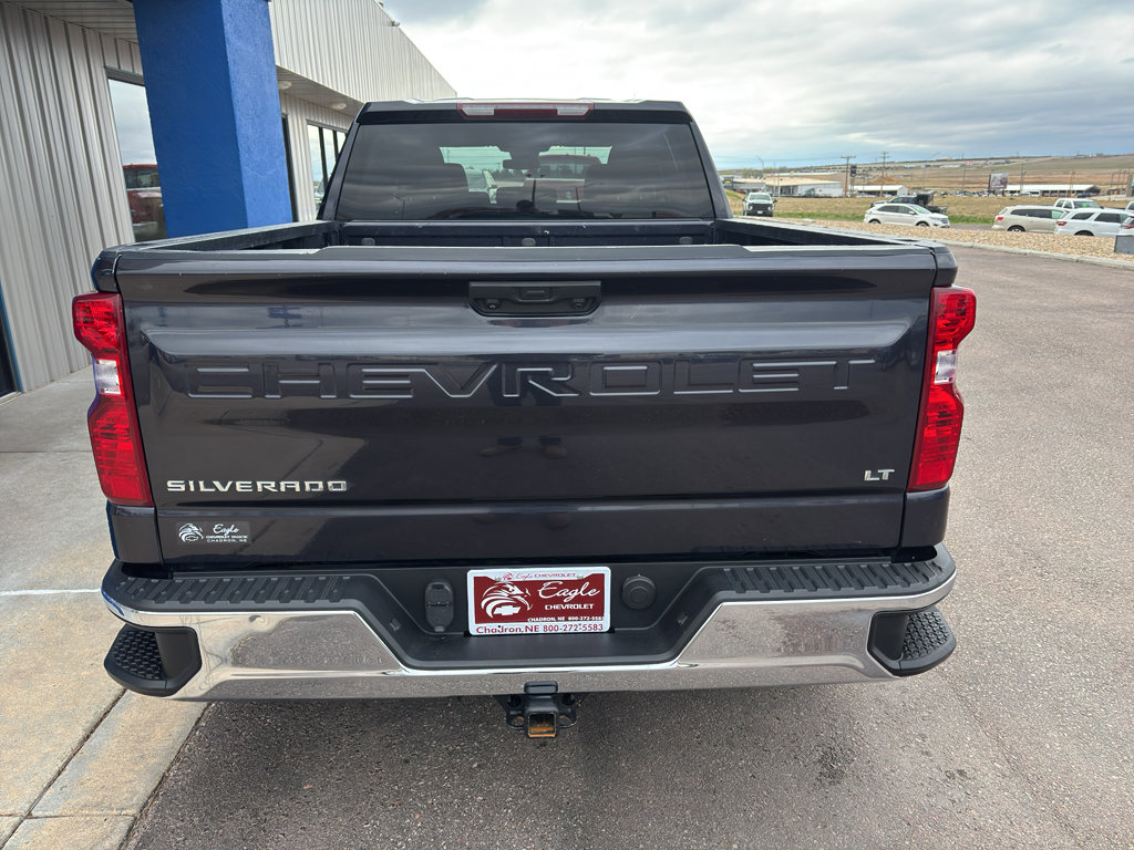 Used 2022 Chevrolet Silverado 1500 LT AWD/4WD image 7