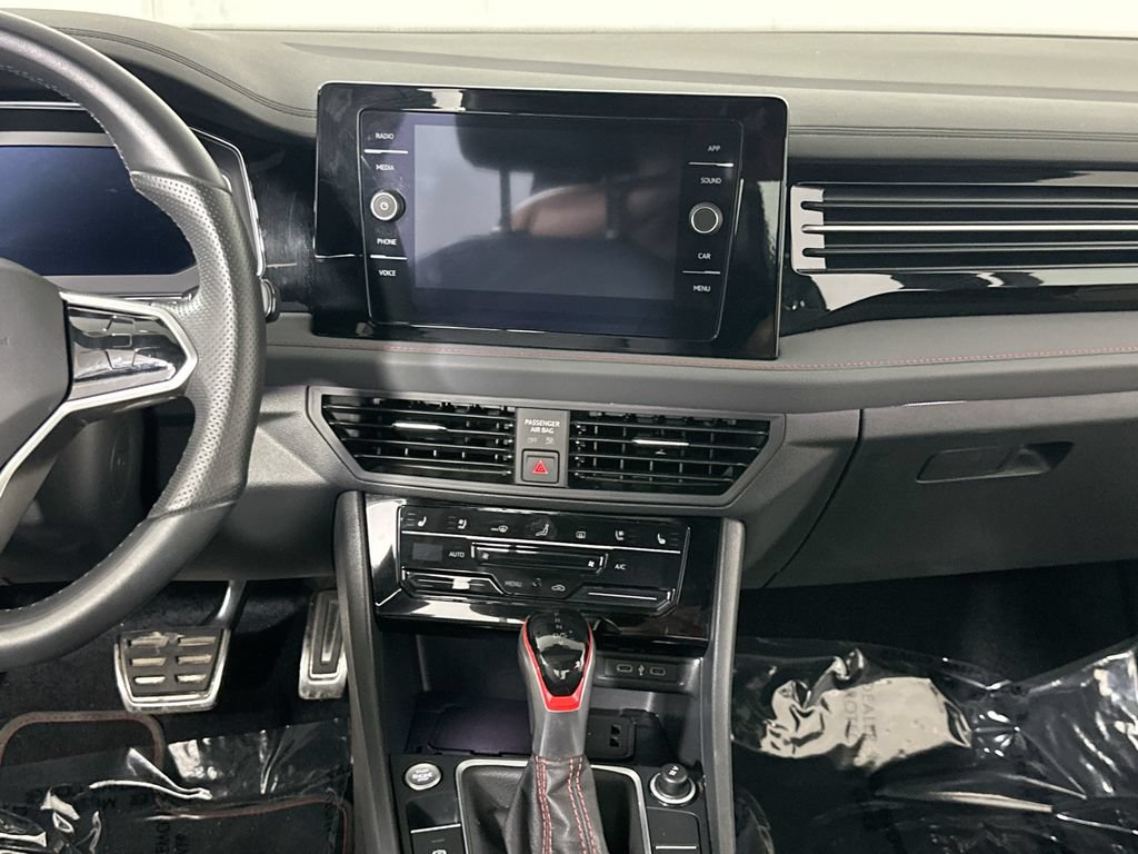 Used 2025 Volkswagen Jetta GLI Autobahn FWD image 18