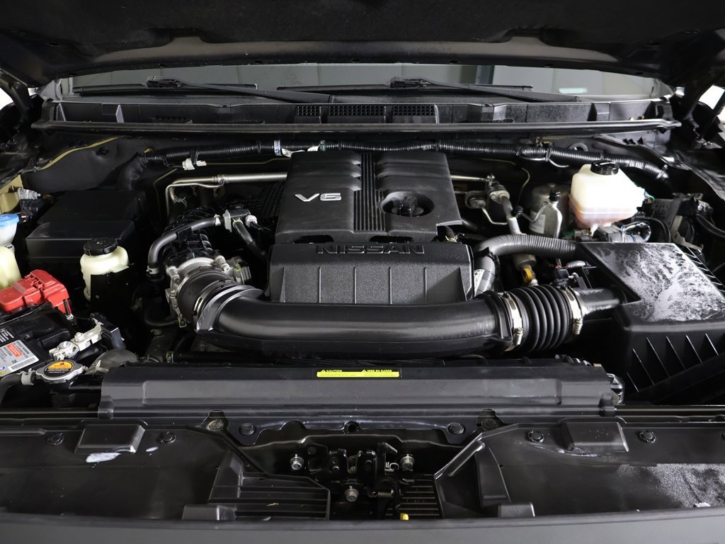 Used 2022 Nissan Frontier PRO-4X w/ Technology Package image 19